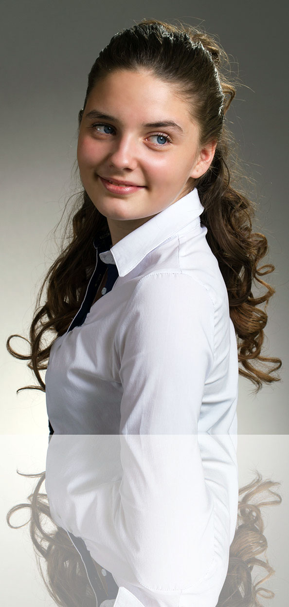 T.Viktória